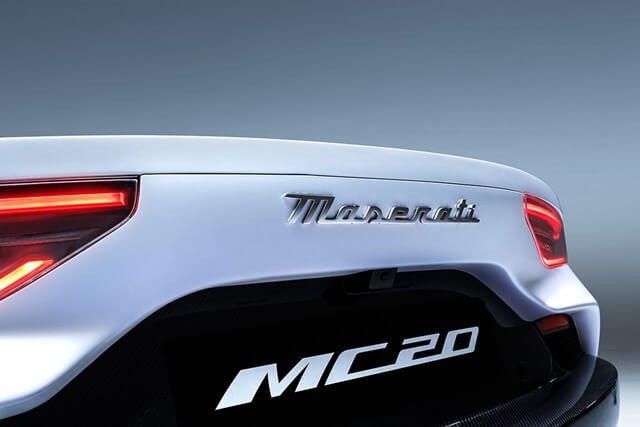 logo-xe-maserati-mc20