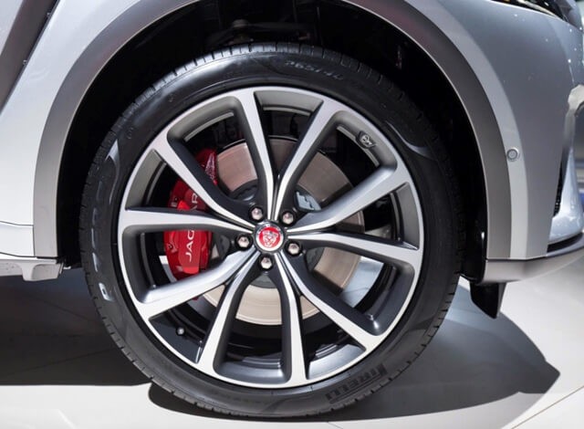 mam-lop-xe-jaguar-f-pace