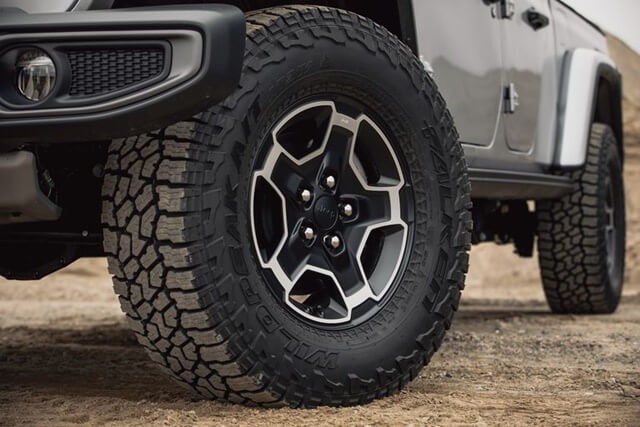 mam-xe-ban-tai-jeep-gladiator