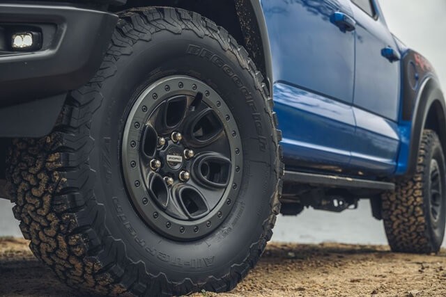 mam-xe-ford-f150-raptor