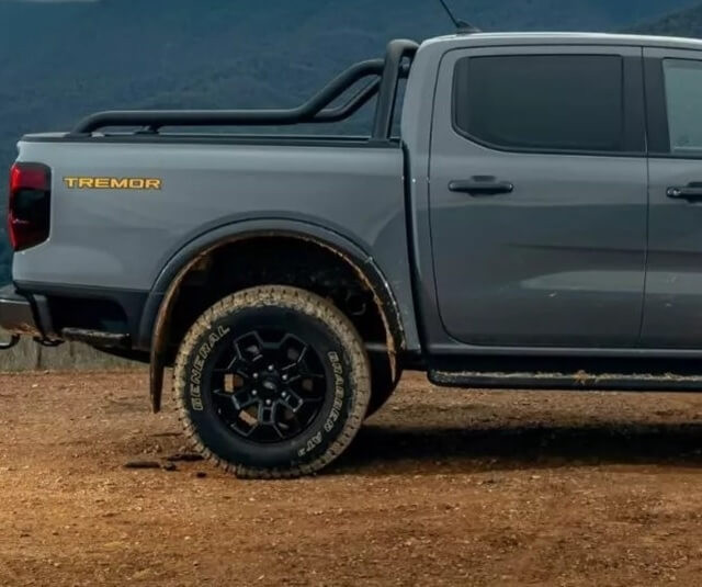 mam-xe-ford-ranger-tremor