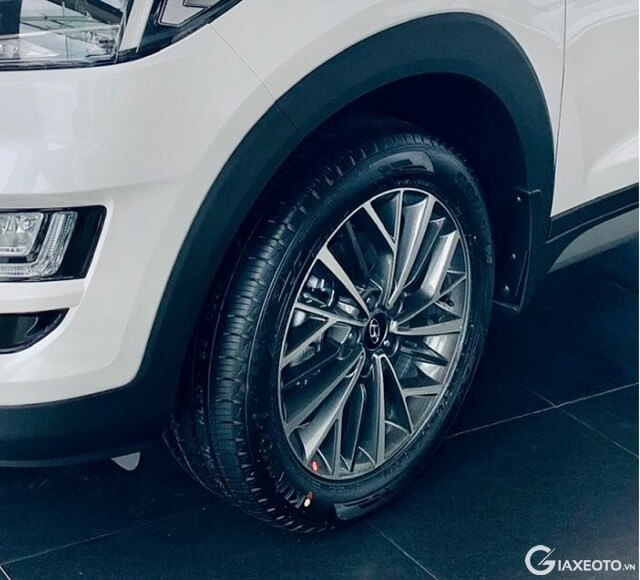 mam-xe-hyundai-tucson