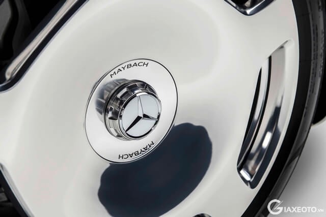 mam-xe-mercedes-maybach-s680
