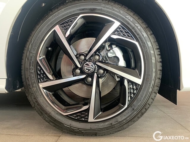 mam-xe-mg5-lux