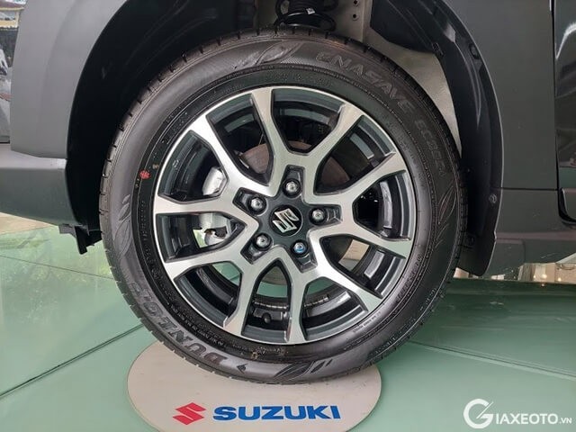 mam-xe-suzuki-xl7-2023