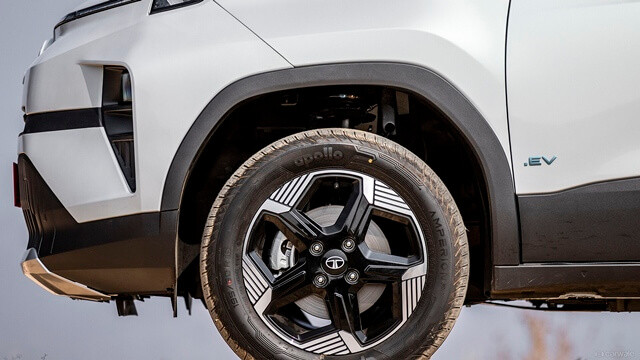 mam-xe-tata-punch-ev