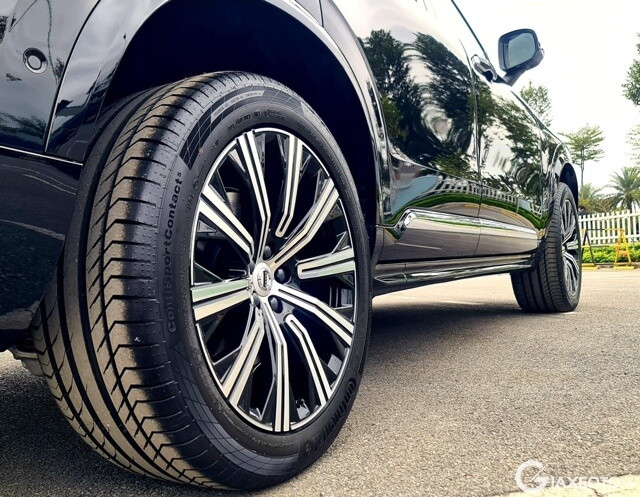 mam-xe-volvo-xc90-2025