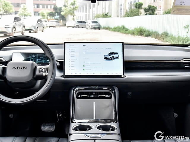 man-hinh-giai-tri-xe-aion-v