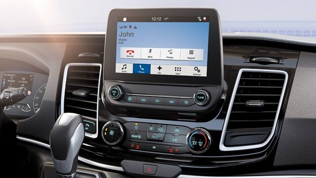 man hinh thong tin giai tri