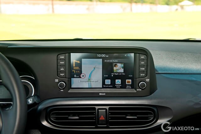 man-hinh-giai-tri-xe-hyundai-i10