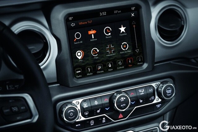 man-hinh-giai-tri-xe-jeep-wrangler-rubicon