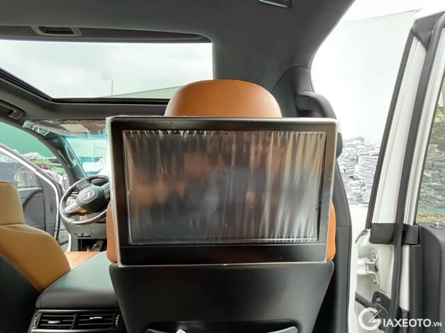 man-hinh-giai-tri-xe-lexus-lx570-super-sport-2020