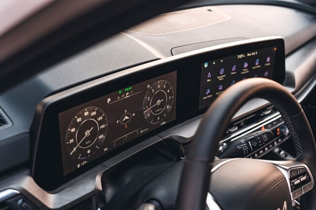 man-hinh-taplo-xe-kia-telluride-2023