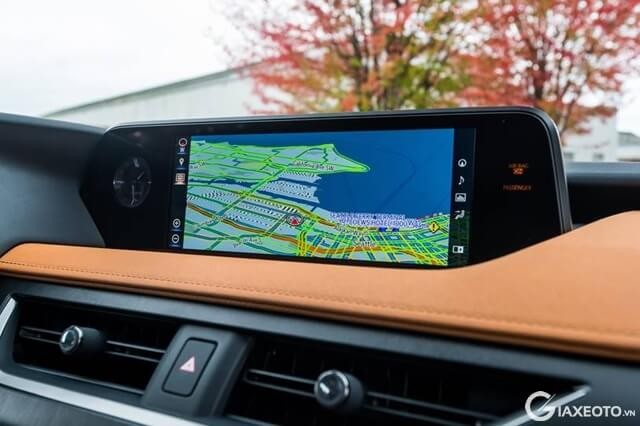 man-hinh-thong-tin-giai-tri-xe-lexus-ux-250h