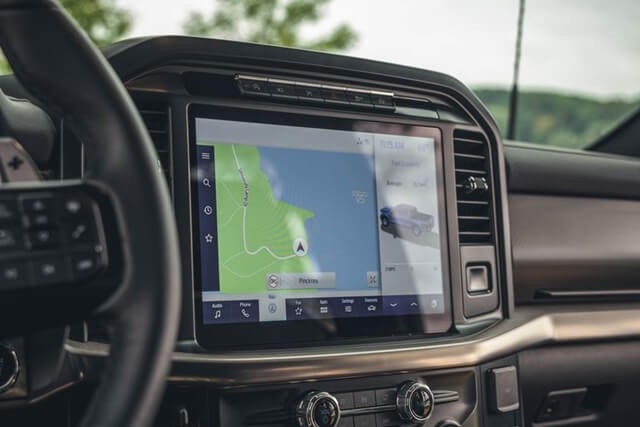 man-hinh-trung-tam-xe-ford-f150-raptor