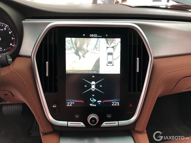 man-hinh-trung-tam-xe-vinfast-lux-a2_0