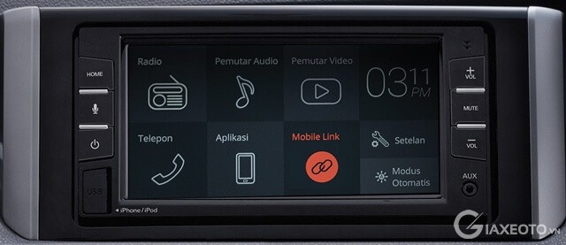 man-hinh-xe-nissan-livina