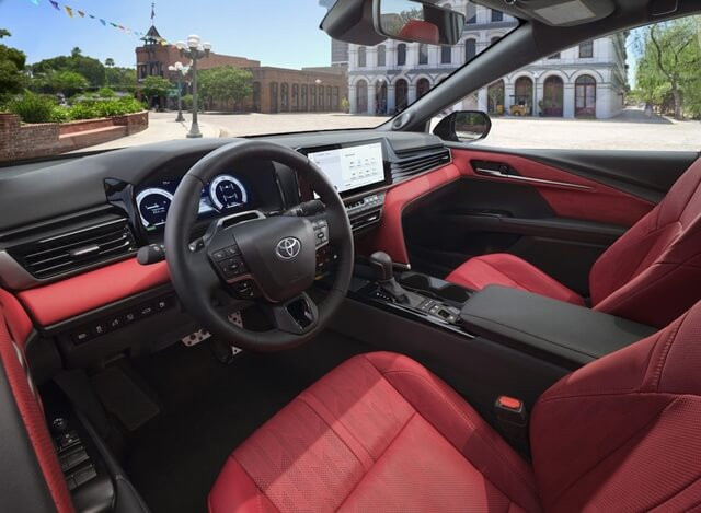 mau-noi-that-xe-toyota-camry-2025