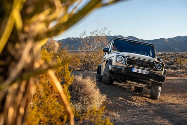 mercedes-benz-g580