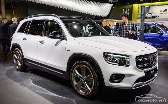 mercedes-benz-glb200-ra-mat