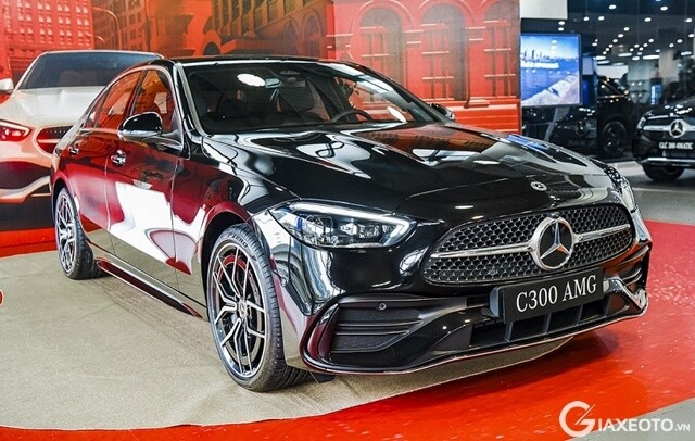 Mercedes C300 AMG 2022 lắp ráp trong nước có đáng giá hơn 2 tỉ đồng