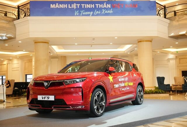 mien-phi-sac-vinfast-vf9