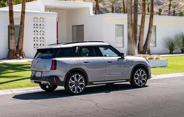 mini-countryman-2024-hong-xe
