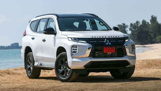 mitsubishi-pajero-sport-2025-co-gi-moi