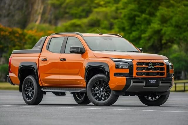 mitsubishi-triton-2026-co-gi-moi