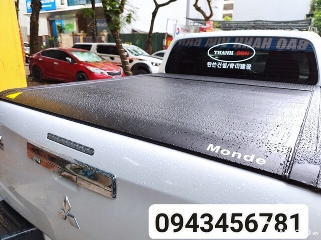 nap-thung-xe-ban-tai-mitsubishi-triton