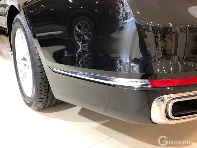 nep-sau-xe-bmw-730li