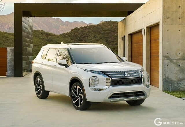 ngoai-that-xe-Mitsubishi-Outlander-2024