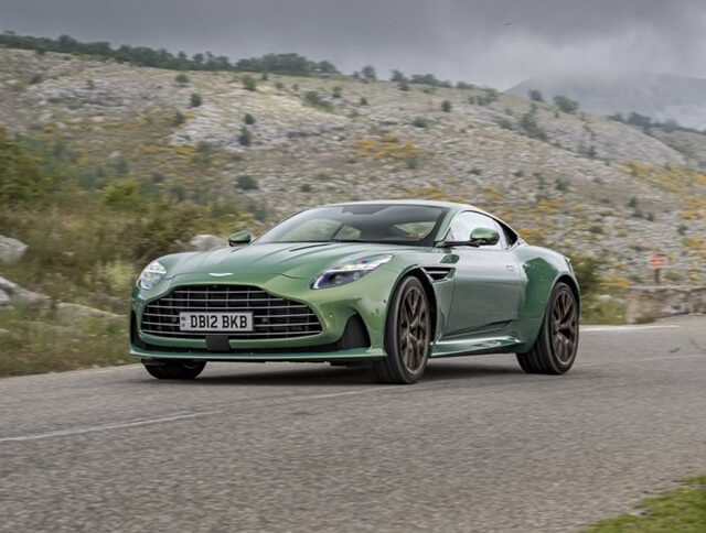 ngoai-that-aston-martin-db12-coupe