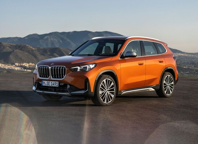 ngoai-that-xe-bmw-x1-the-he-moi