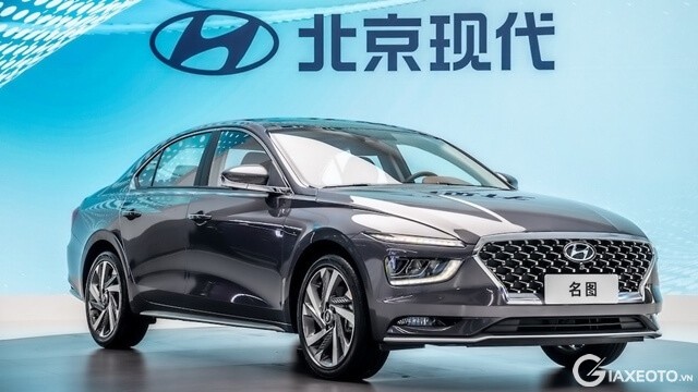 ngoai-that-xe-hyundai-mistra