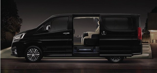 ngoai-that-xe-toyota-majesty
