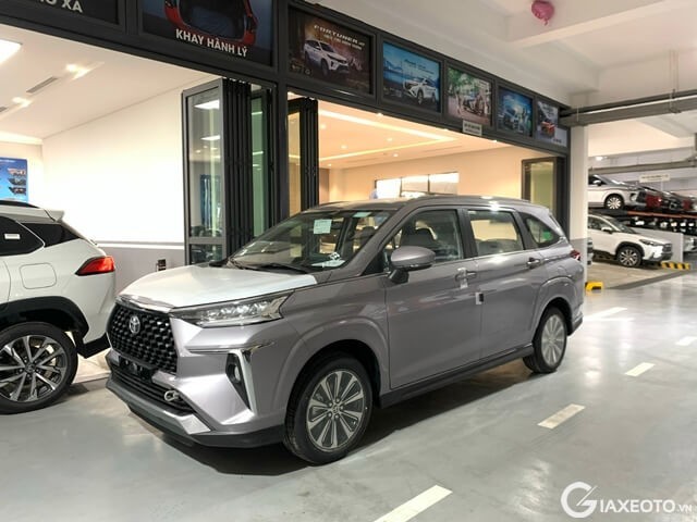 ngoại thất toyota veloz cross