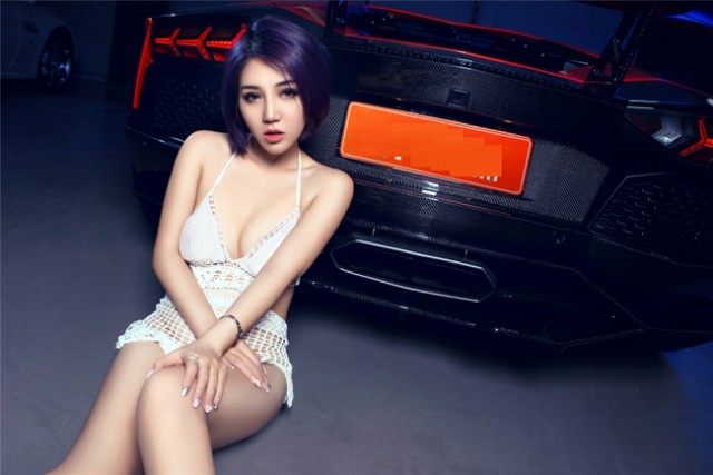 nguoi-dep-va-xe-lamborghini