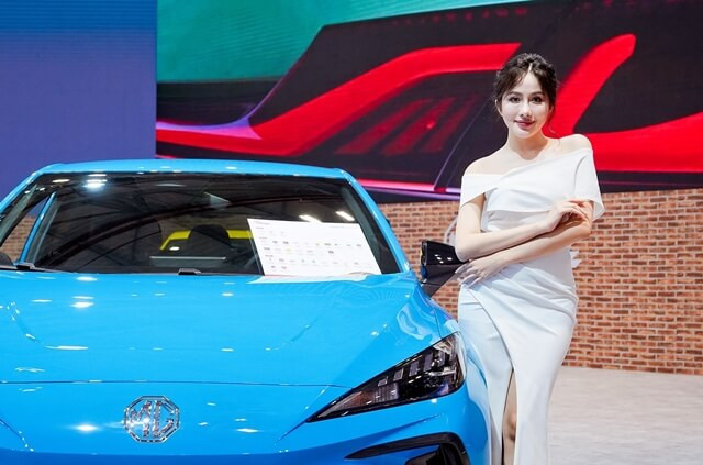 nguoi-mau-mg-vms-2024-xinh-dep