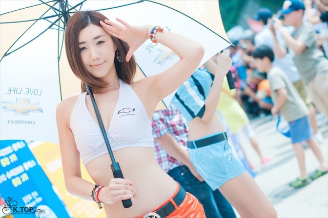 nguoi-mau-tren-duong-dua-2014