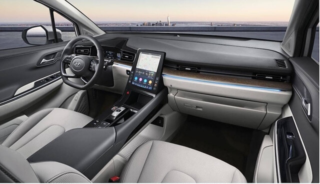 noi-that-hyundai-custo-facelift