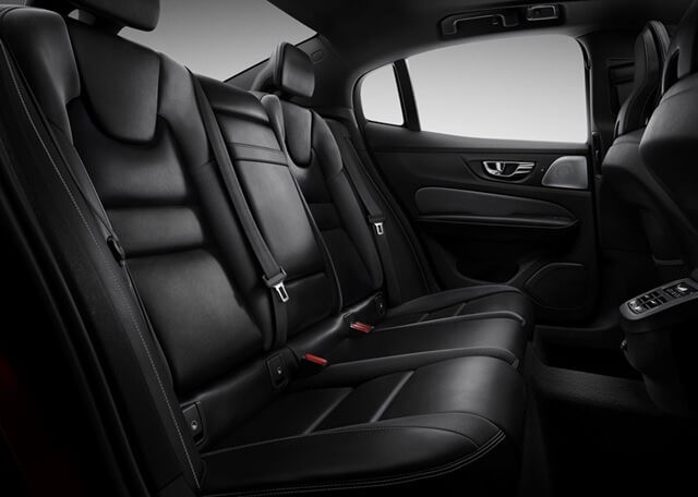 noi-that-khoang-hanh-khach-xe-volvo-s60