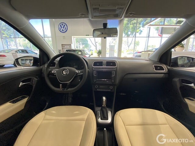 noi-that-volkswagen-polo