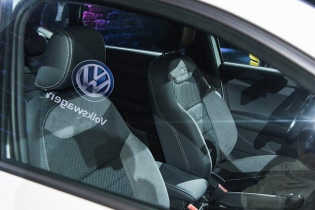 noi-that-xe-Volkswagen-Tharu