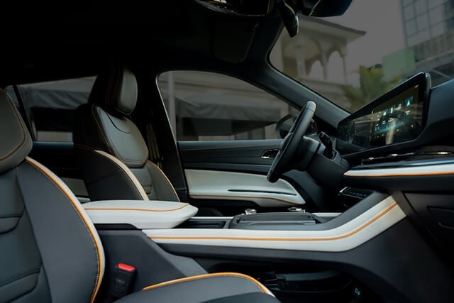 noi-that-xe-ford-territory-sport