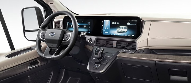 noi-that-xe-ford-transit-2024