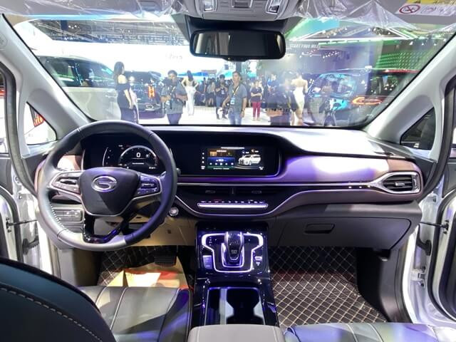 noi-that-xe-gac-m6-pro