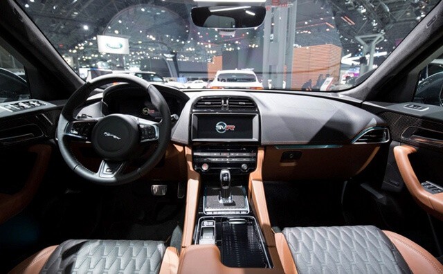 noi-that-xe-jaguar-f-pace