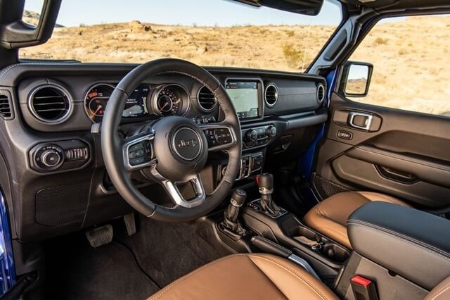 noi-that-xe-jeep-wrangler