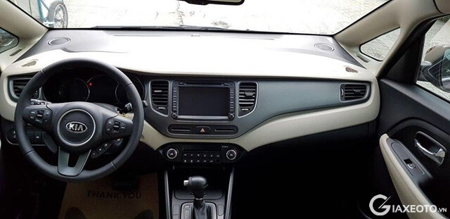 noi-that-xe-kia-rondo